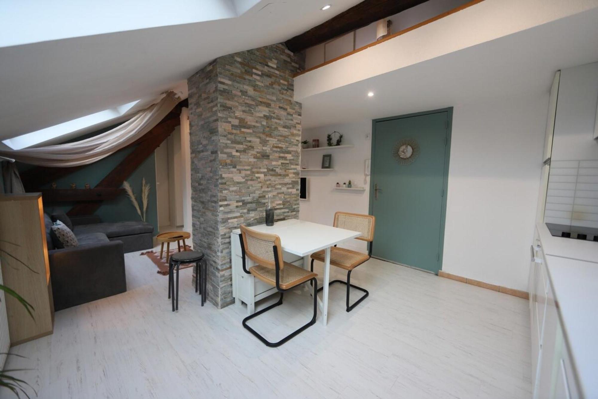 A Little Nest At The Top Floor Annecy Bagian luar foto